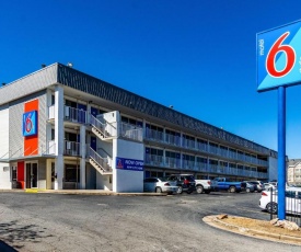 Motel 6-Little Rock, AR - West