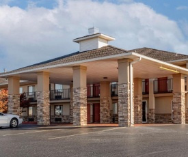 Quality Inn Russellville I-40