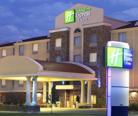 Holiday Inn Express & Suites Searcy, an IHG Hotel