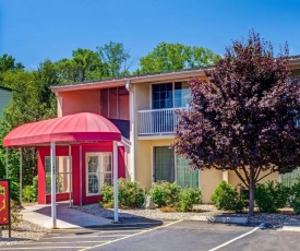 HomeSpring Inn & Studios - Hartford South - Rocky Hill