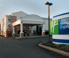 Holiday Inn Express Vernon-Manchester, an IHG Hotel