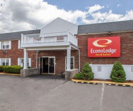 Econo Lodge Inn & Suites Windsor