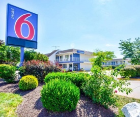 Motel 6-Windsor Locks, CT - Hartford