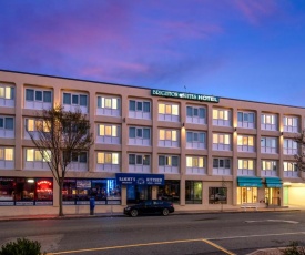 Brighton Suites Hotel