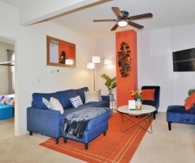 CH2 CH3 Fully Furnished Spacious Oasis Dog-friendly 2BR Capitol Hill