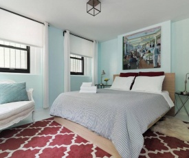 Cheery 1-BR in the of Shaw 2 blocks to subway