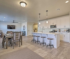 Newly Built Townhome with Hot Tub 7Mi to Red Cliffs