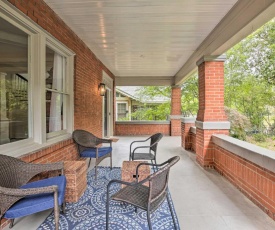 Large Family Home in Atlanta with Pool Table!