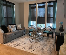 Luxurious Buckhead Midrise 2BD2BA, MINS FROM LENOX