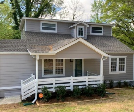 Modern Home:3 Bedroom;2.5 Bath Near M-Benz Stadium