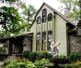 Stonehurst Place Bed & Breakfast