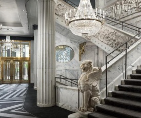 The Candler Hotel Atlanta, Curio Collection by Hilton