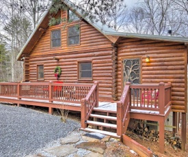 Nature Lovers Paradise with Hot Tub 2 Mi to Lake!