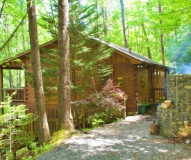 Secluded Sunrise Ridge-10 Min From Blue Ridge, King Beds, Hot Tub, 2 Porches, Fireplace Wood Burning, Mountain View, Cozy