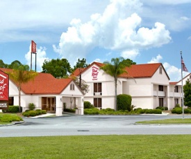 Red Roof Inn & Suites Brunswick I-95