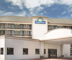 Days Inn by Wyndham Columbus-North Fort Benning