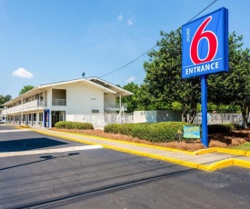 Motel 6-Columbus, GA